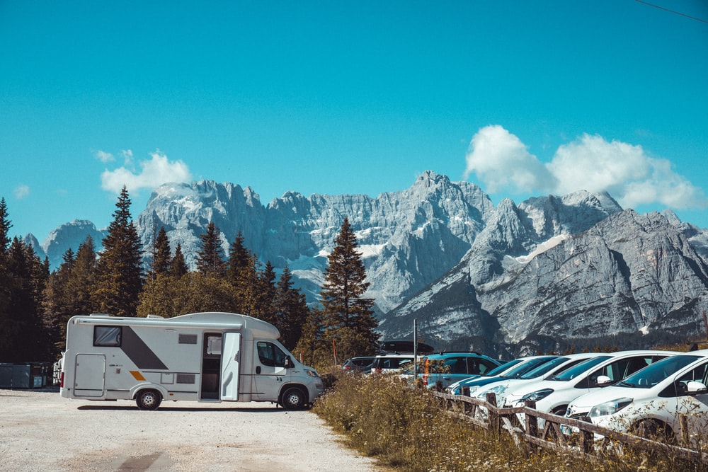 Achat camping-car : notre expert Mobalys.com vous répond